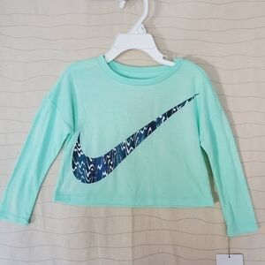 Nike Girls Iconclash Long Sleeve Tee Mint Foam 26K184-E6D Size 2T NEW